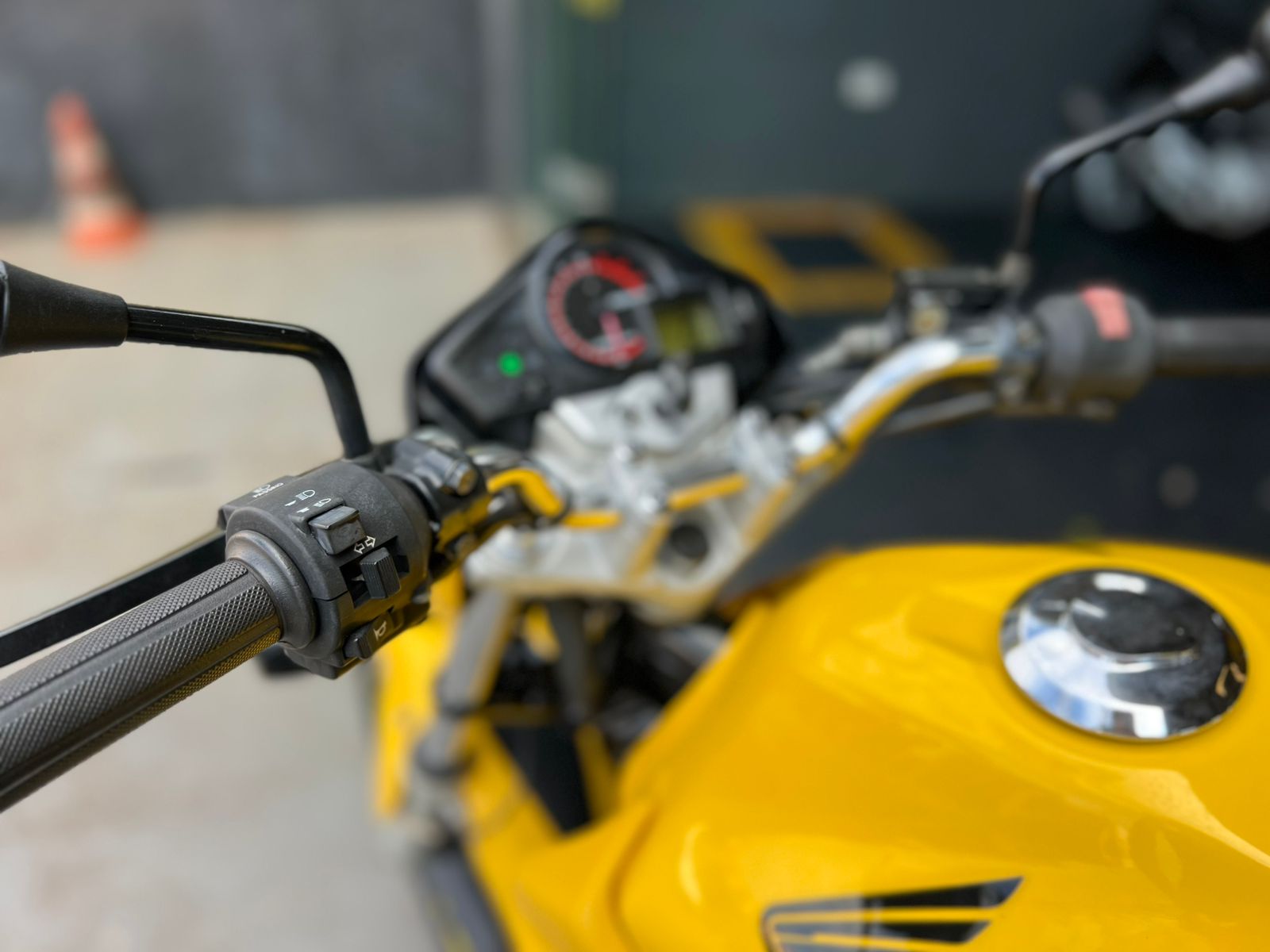 HONDA CB300R 2013 (11)