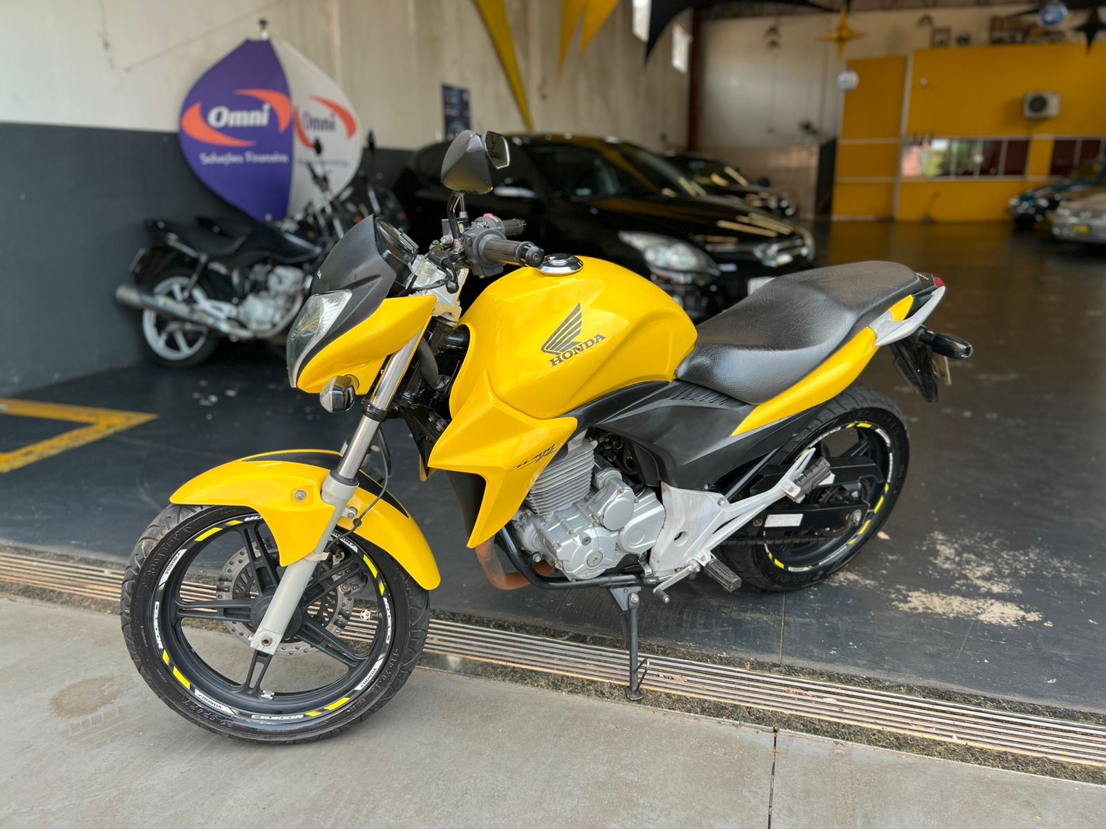 HONDA CB300R 2013 (5)