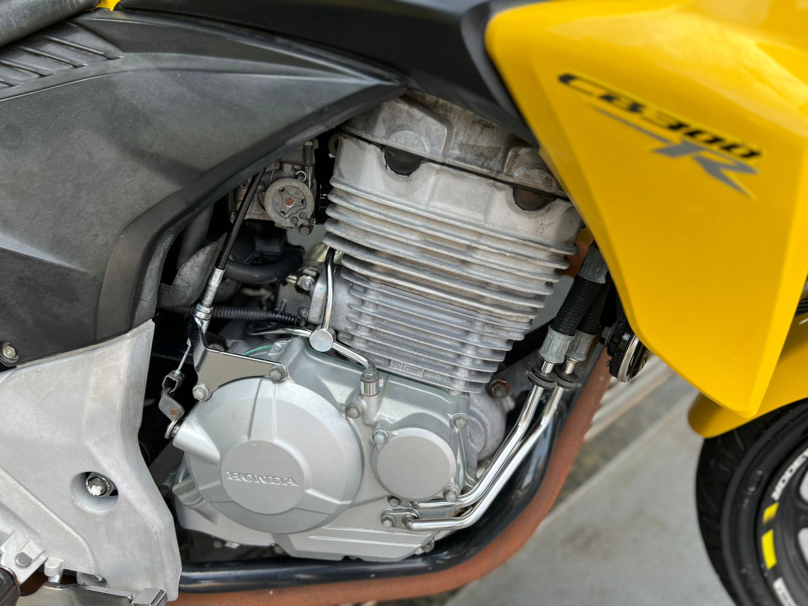 HONDA CB300R 2013 (6)